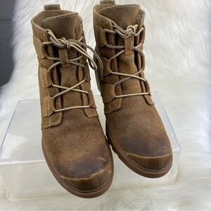 SOREL TORONTO LACE UP WEDGE ANKLE BOOTIES SIZE 9